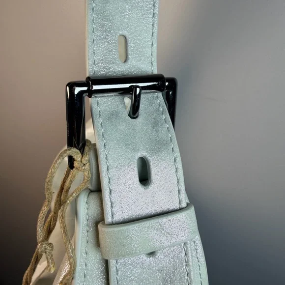 HOBO Leather Silver Metallic shoulder Bag - Picture 7 of 17